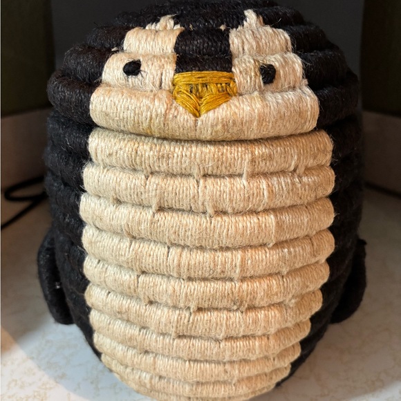 H&M Home Penguin Storage Basket w/Lid Braided Jute Animal Organization Kids - Picture 3 of 10